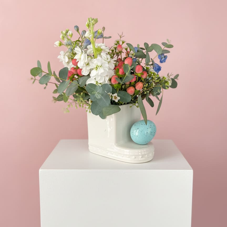 EggStravaganza Flower Bouquet