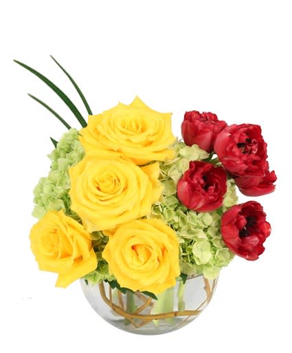 CRIMSON SUNRISE
VASE ARRANGEMENT