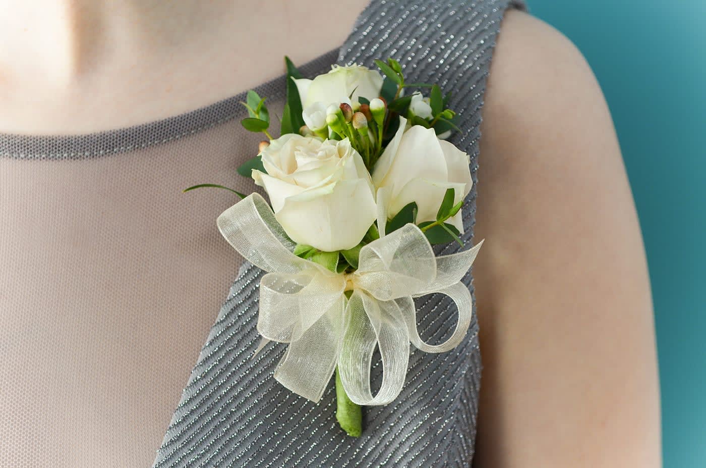 Pin-on-Corsage Flower Bouquet
