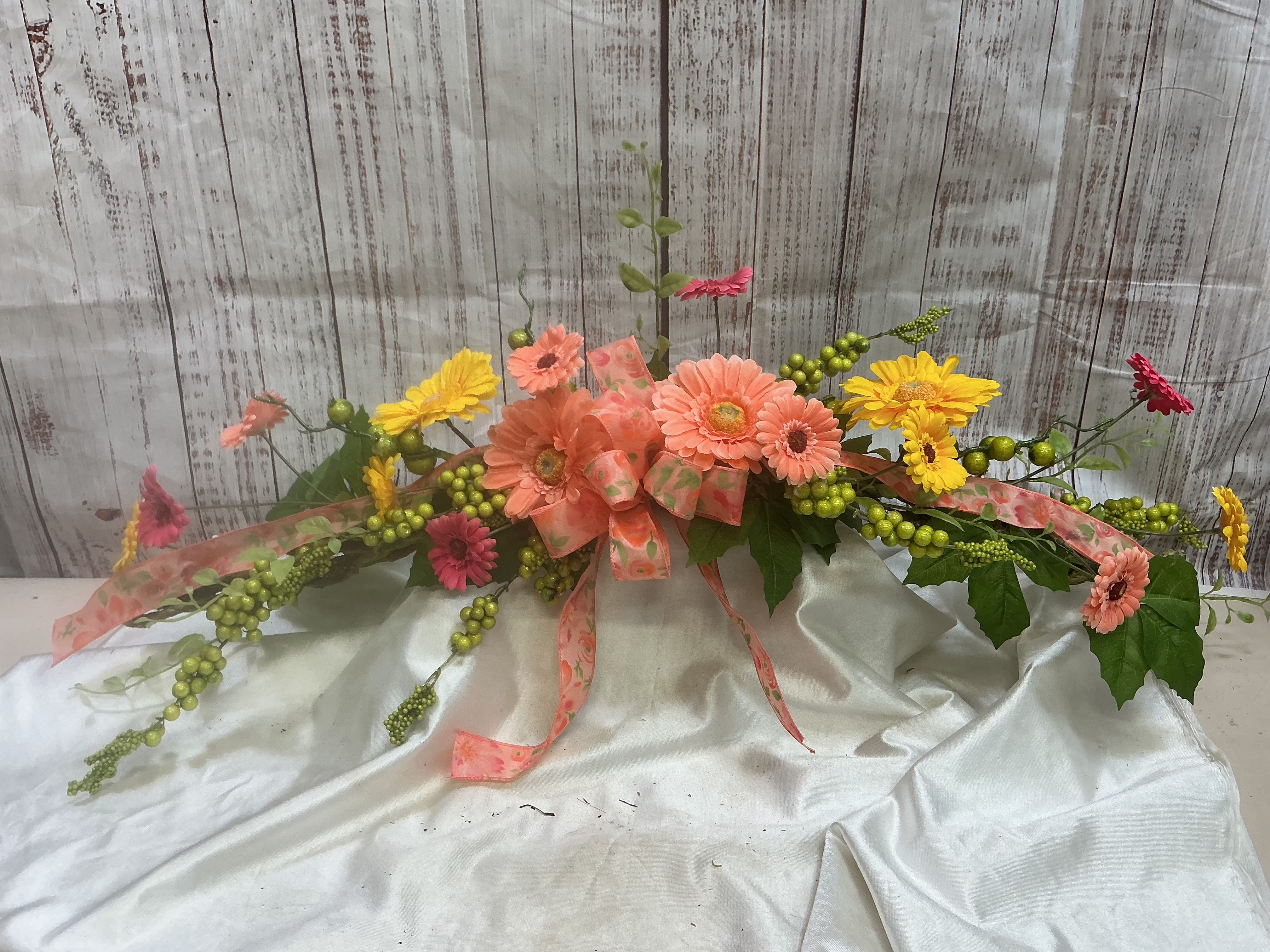 Gerber Swag Flower Bouquet