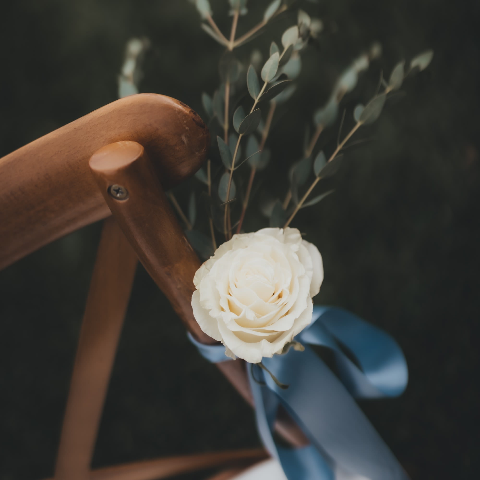 Pew Bows Flower Bouquet