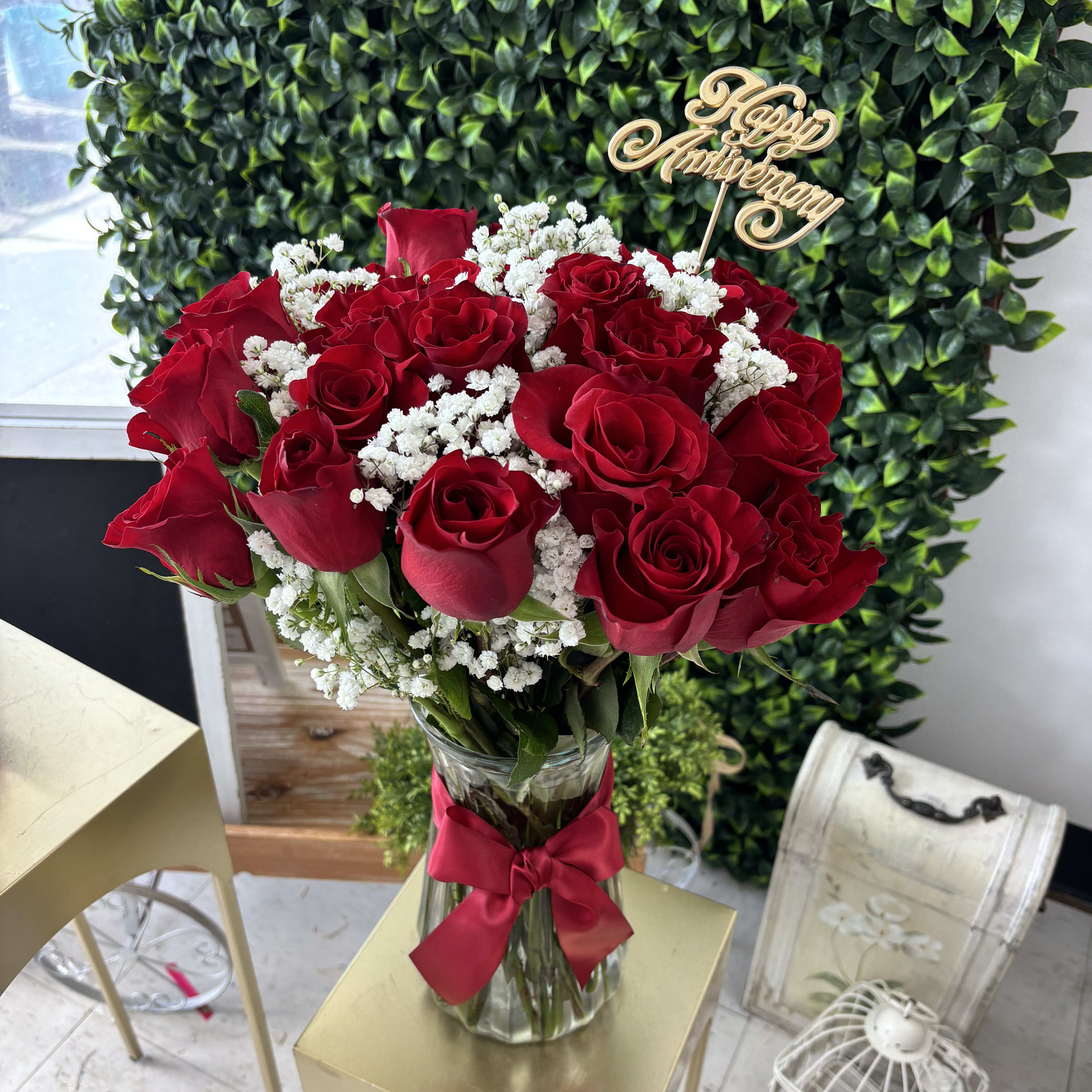 Happy Anniversary Red Roses