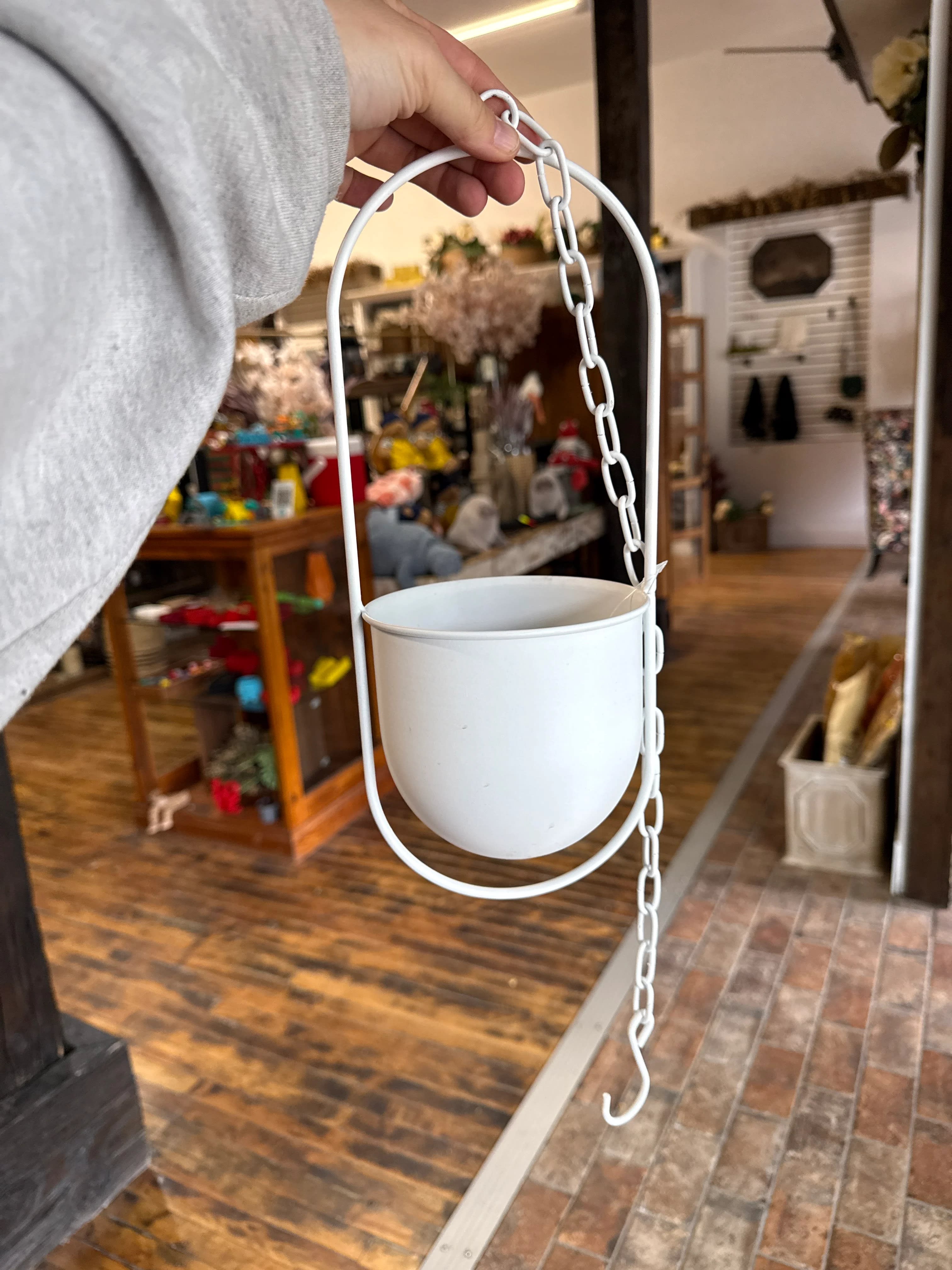 Hanging planter Flower Bouquet