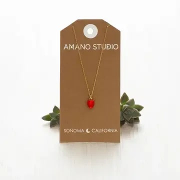 Summer Strawberry Necklace Flower Bouquet