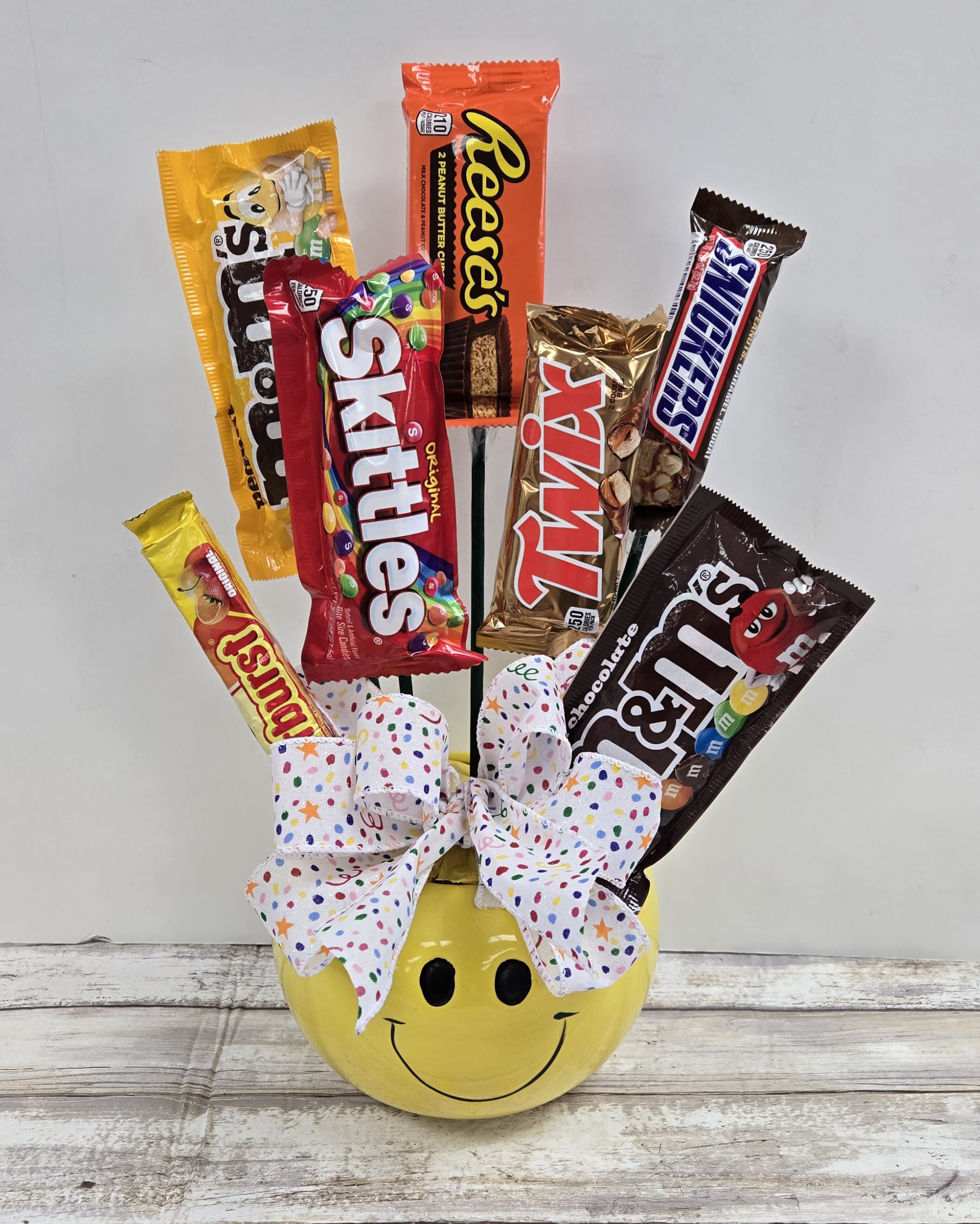 Sweet Smiles Flower Bouquet