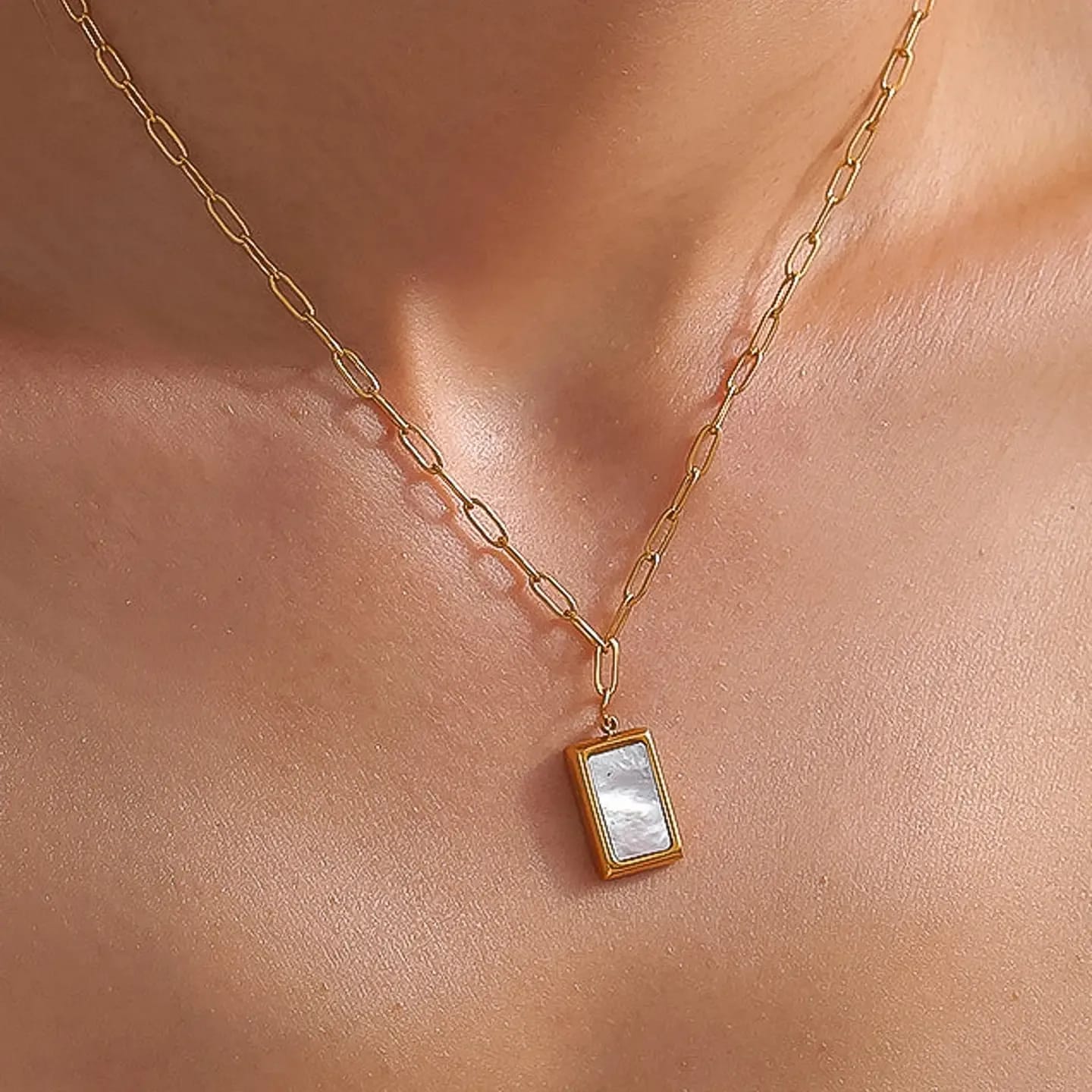 Versa Necklace