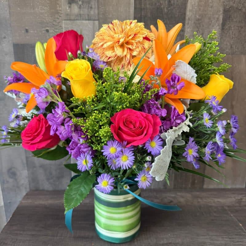Dahlia Thoughts Flower Bouquet