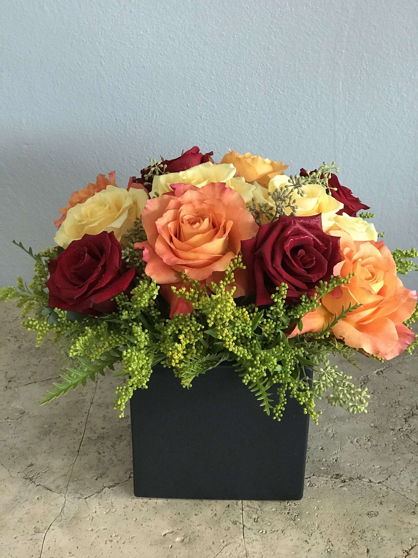 Tricolor Rose Mixer Flower Bouquet