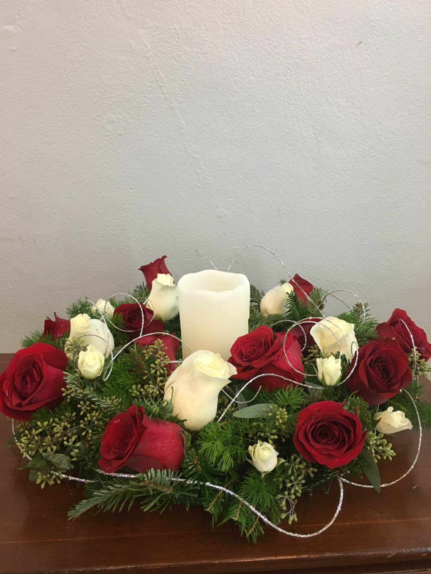 Holiday Centerpiece (Candle not included) Flower Bouquet