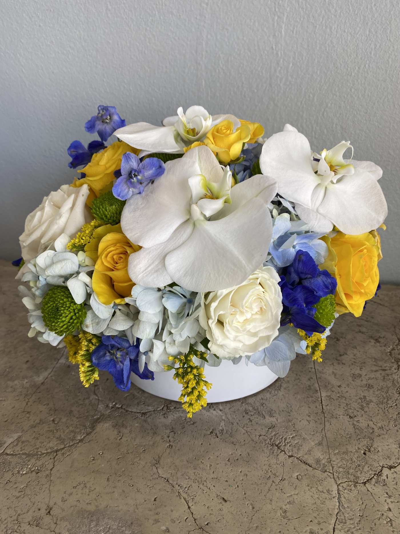 Bright’n Blooming Flower Bouquet