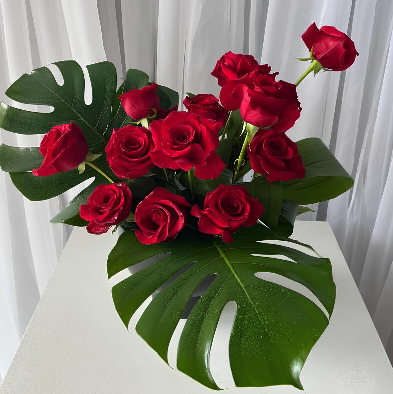 Designer's Choice Dozen Roses