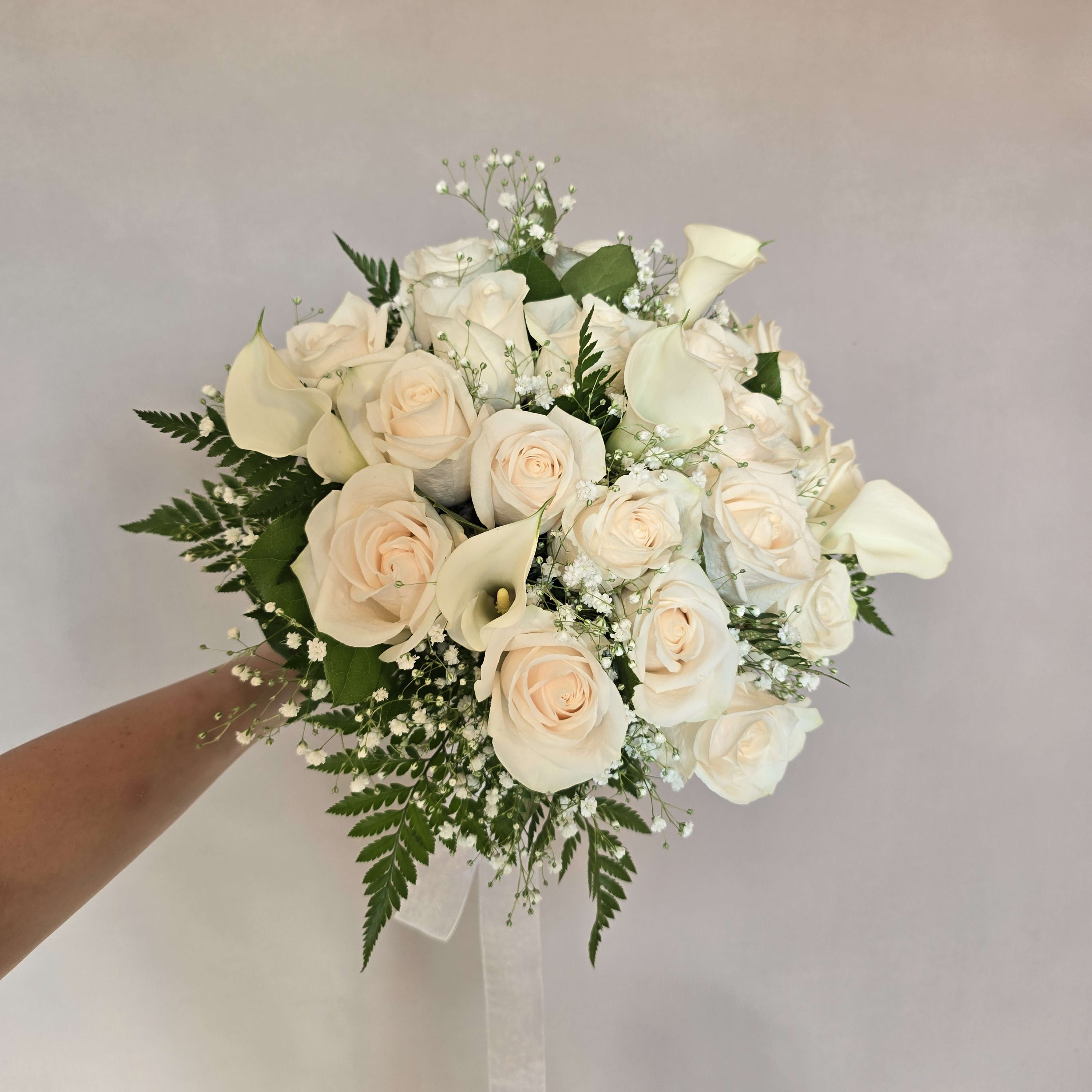 ROSES AND CALLAS HAND-TIED BOUQUET