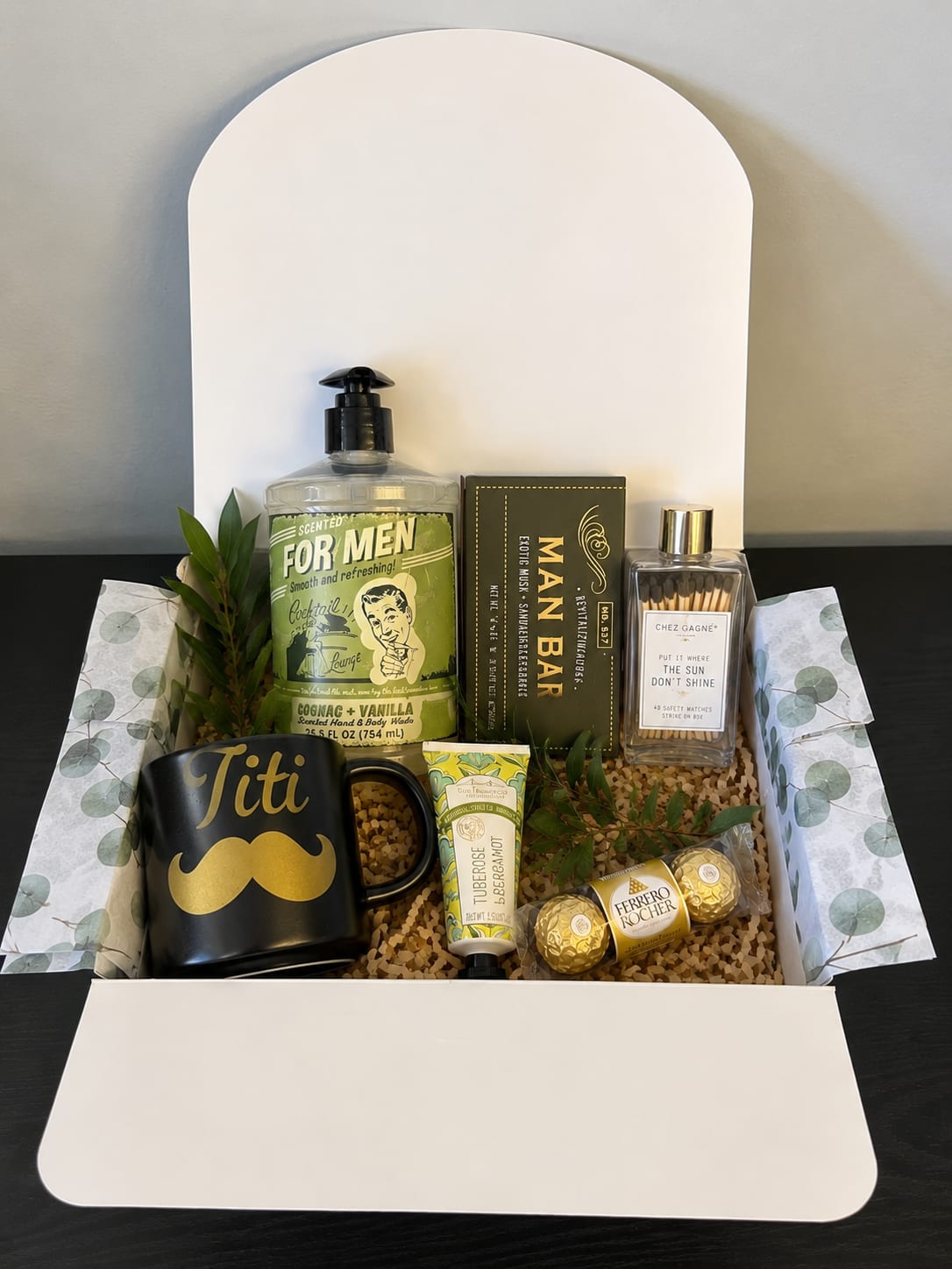 Gentleman's Retreat Gift Crate