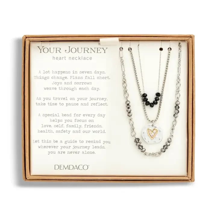 Beaded Love Necklace in Blk