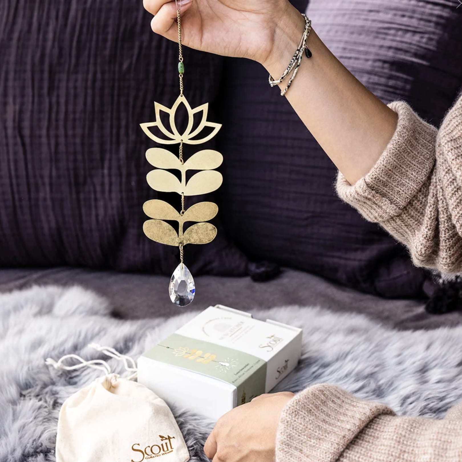 Suncatcher – Lotus & African Turquoise Flower Bouquet