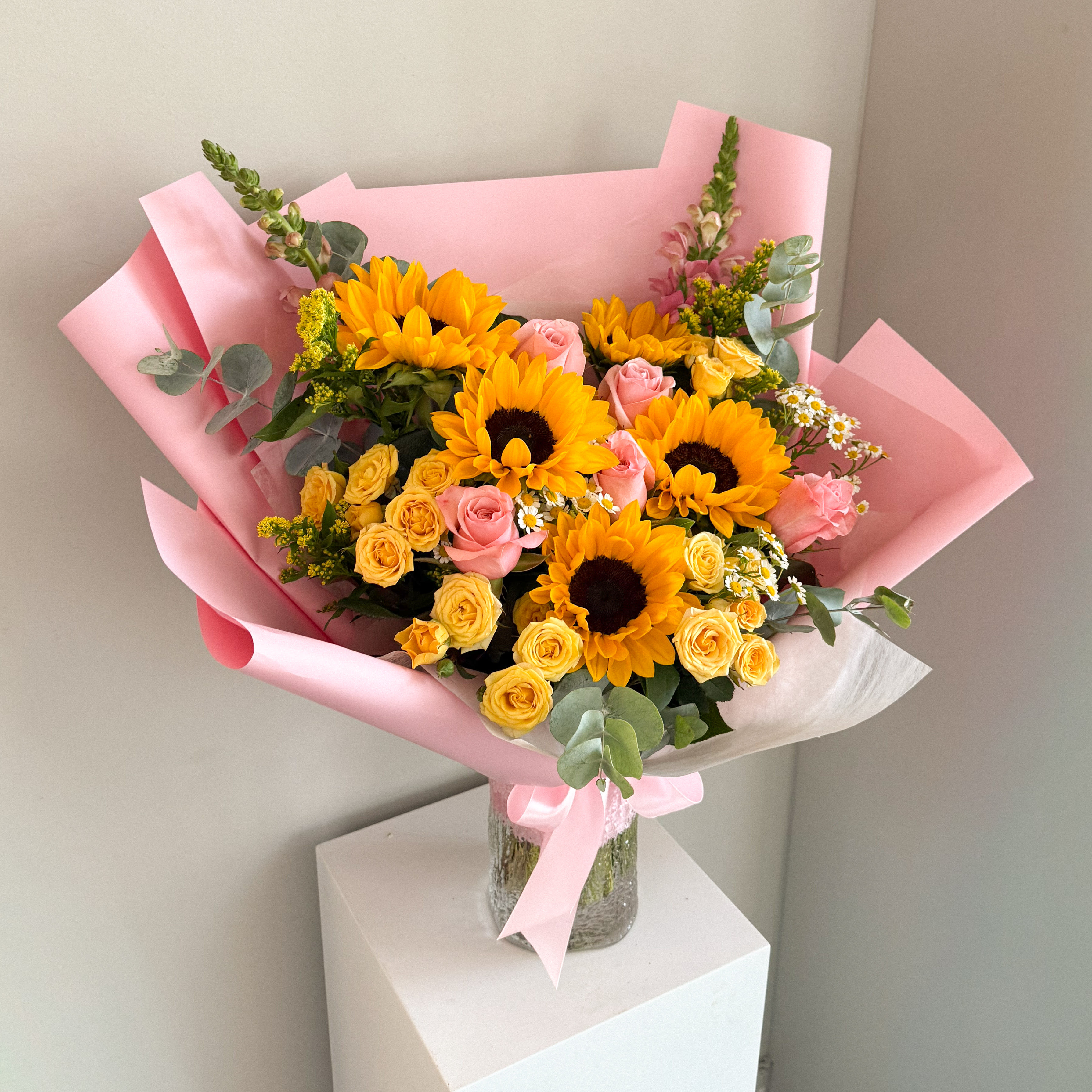 PRETTY YELLOW BOUQUET Flower Bouquet