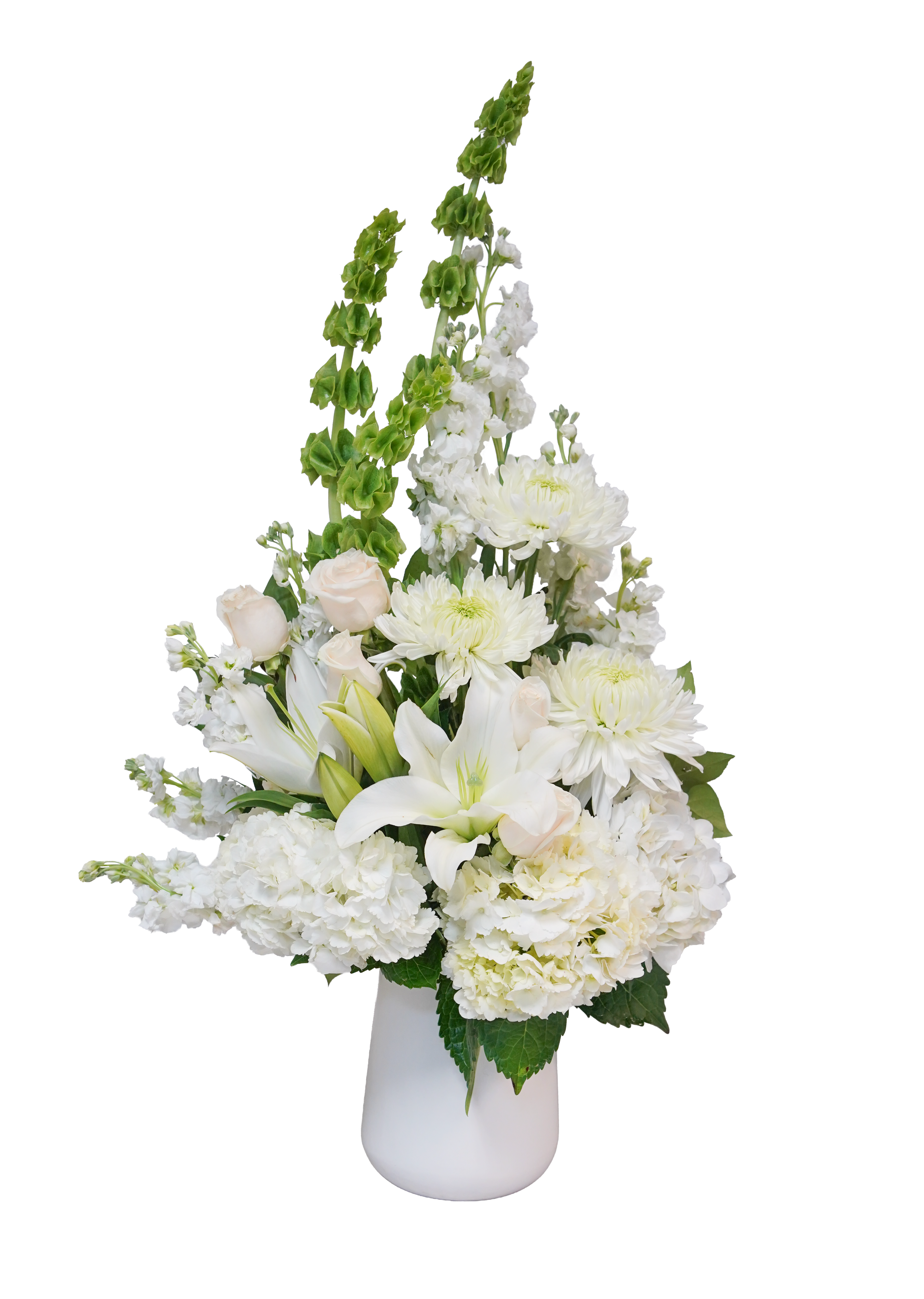 AR-11 Arreglo funeral de rosas, crisantemos, hortensias, stocks,campana de Irlanda y lirios casablanca