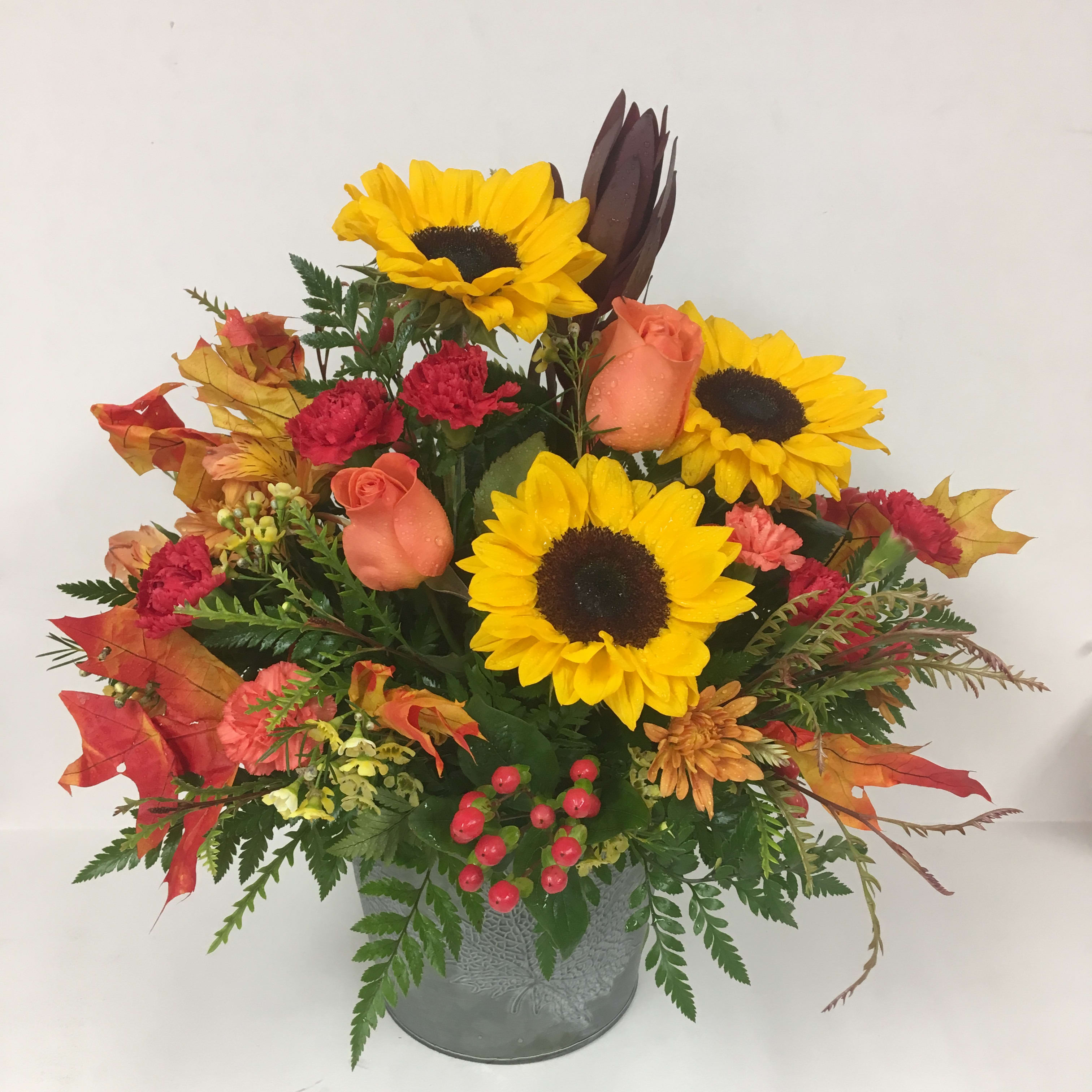 Gallipolis OH Florist Basket Delights Flower Delivery Gallipolis