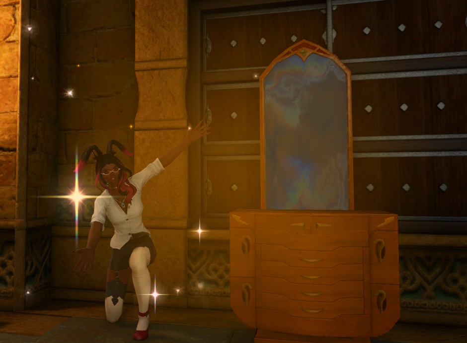 Lopp at the glamour dresser!