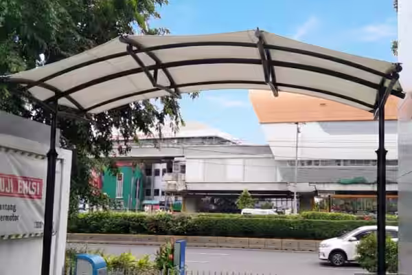 Atap Parkiran Lorong Pejalan Kaki