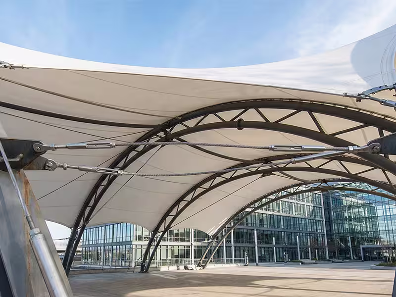 Konstruksi struktur baja untuk atap kanopi tenda membrane tensile