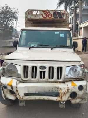 mahindra-bolero-maxi-truck