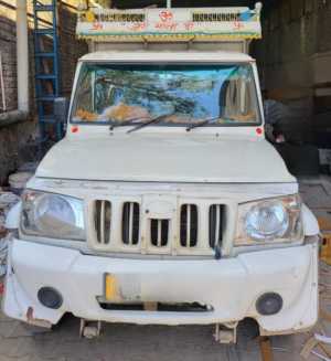 mahindra-bolero-maxi-truck
