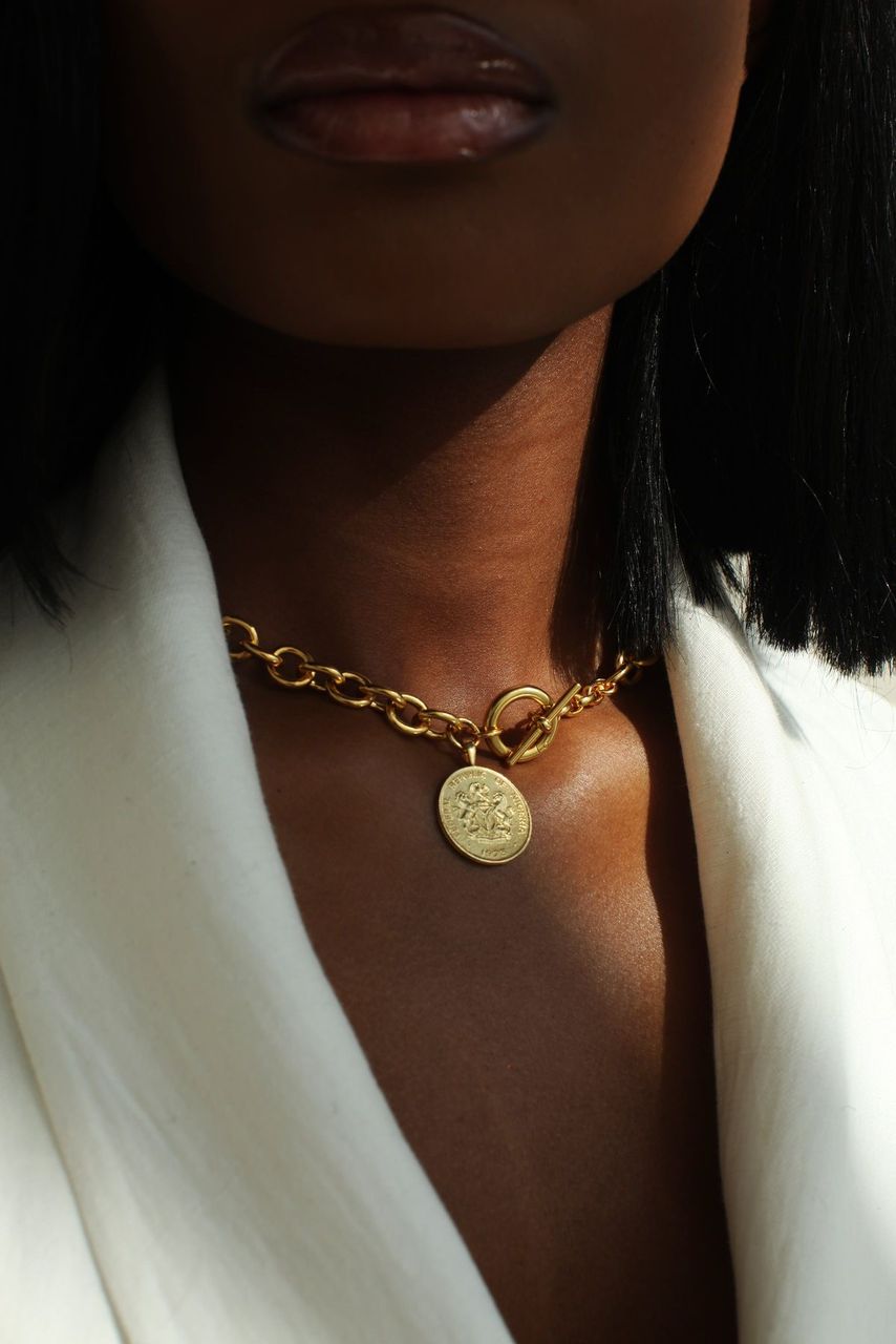 Gold or Silver? The Jewelry Rule Nigerian Girls Should follow