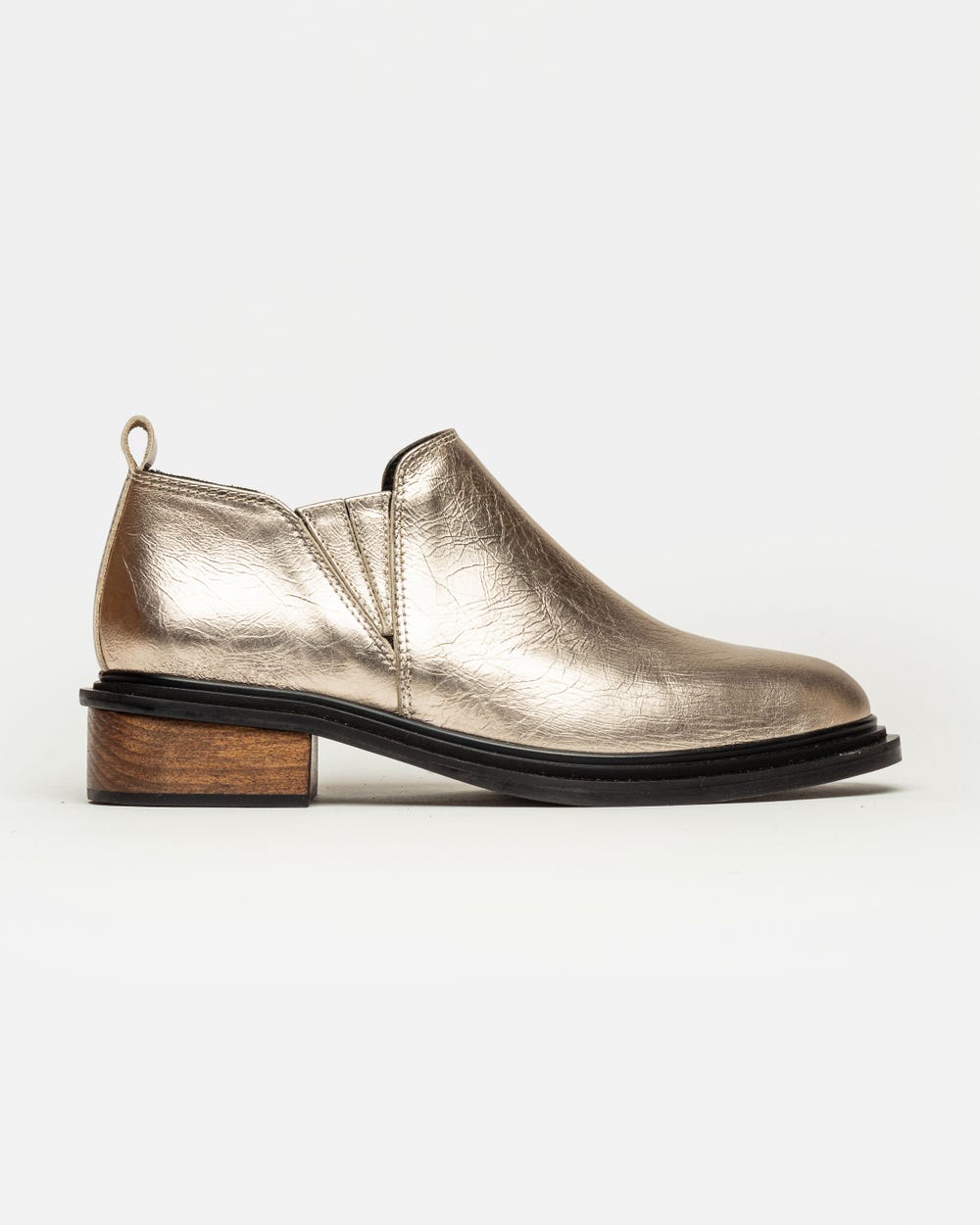 Bota caña baja Parker en cuero metalizado