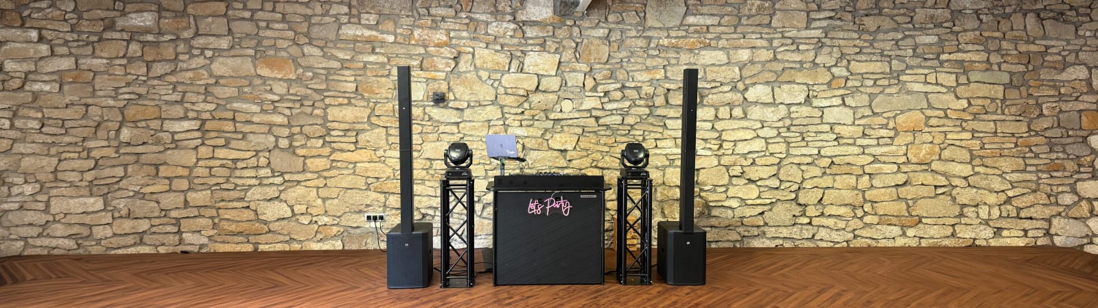 Aufbau der DJ- und Lichtanlage bei einer Hochzeit in Mannheim – DJ Mannheim Technik