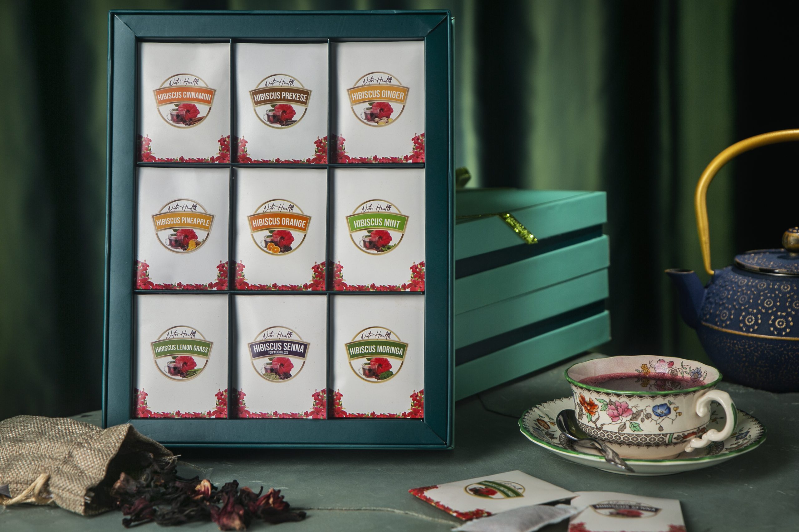 GIFT BOX  thumbnail 2