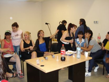 ONG Mujeres tras las rejas