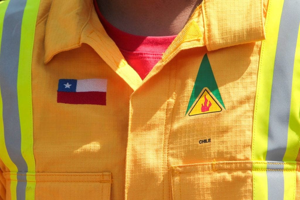 CONAF informa: 34 Incendios Forestales en Combate y Alertas Rojas Activas