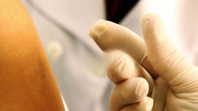 Seremi Antofagasta recuerda vacuna SRP para viajar