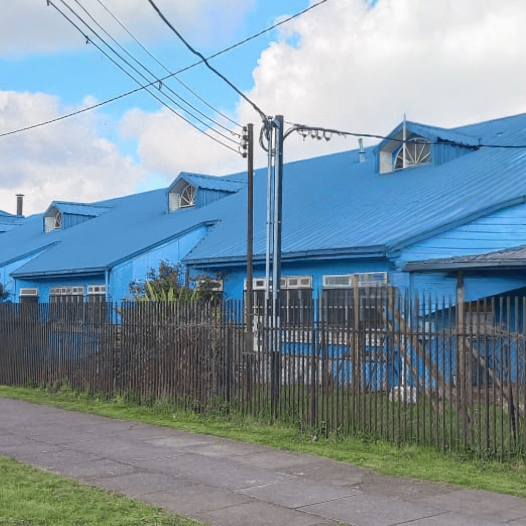 DAEM Osorno mejora sistema eléctrico en Escuela Juan Ricardo Sánchez