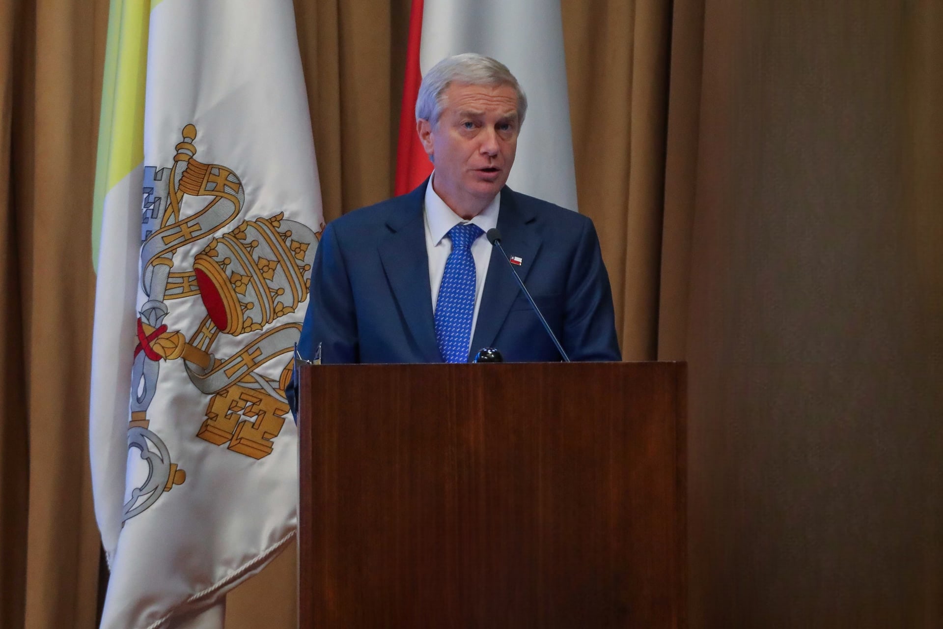 Kast inicia gira por Latinoamérica: República Dominicana, El Salvador y Panamá