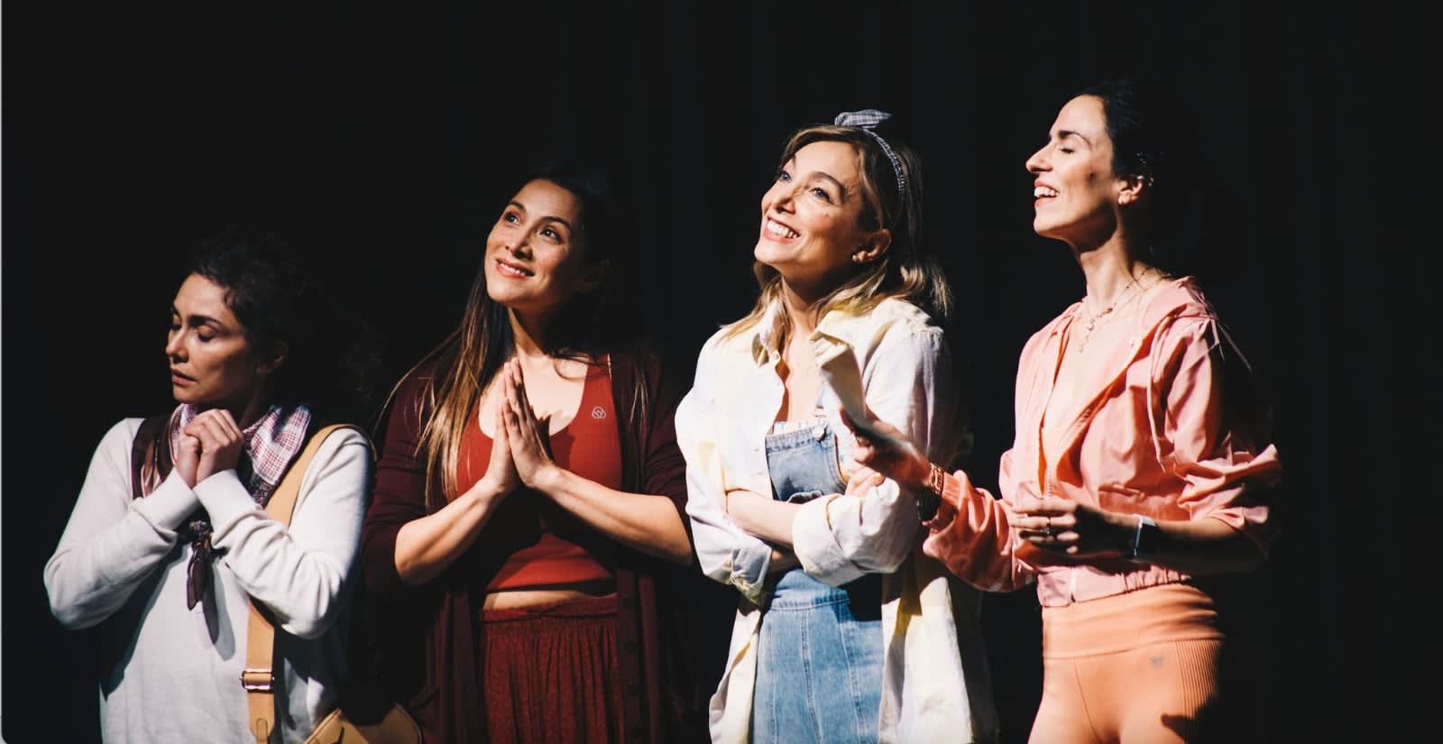 Obra "S.O.S. Mamis" confirma función de despedida en Puerto Varas