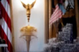 Trump advierte a Canadá por acuerdo con China