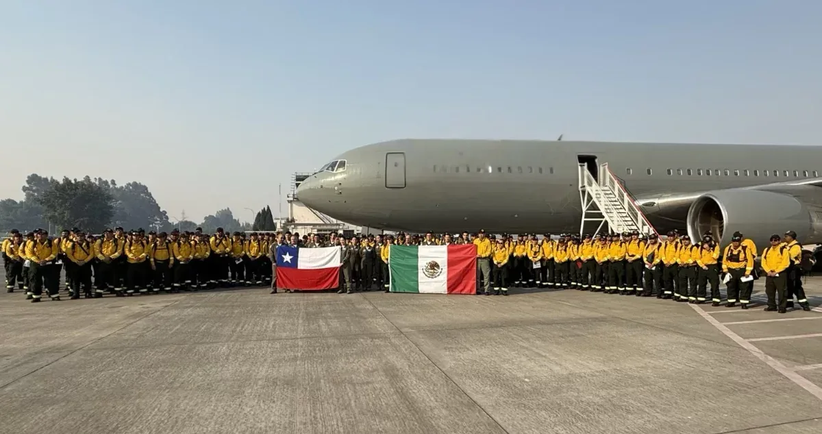 Arriban 145 brigadistas forestales de México a Chile