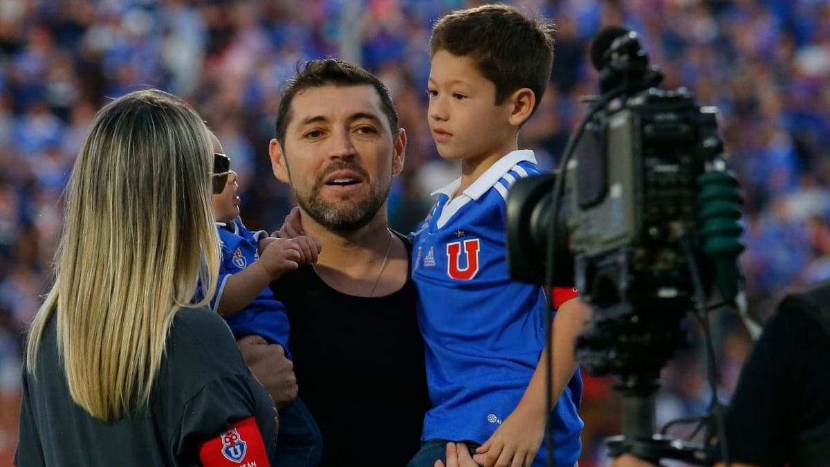 Despedida de José Rojas en el Nacional Habilitará Centro de Acopio por Incendios Forestales