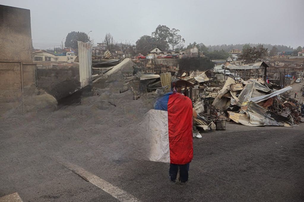 Boric decreta duelo nacional por incendios en Biobío y Ñuble