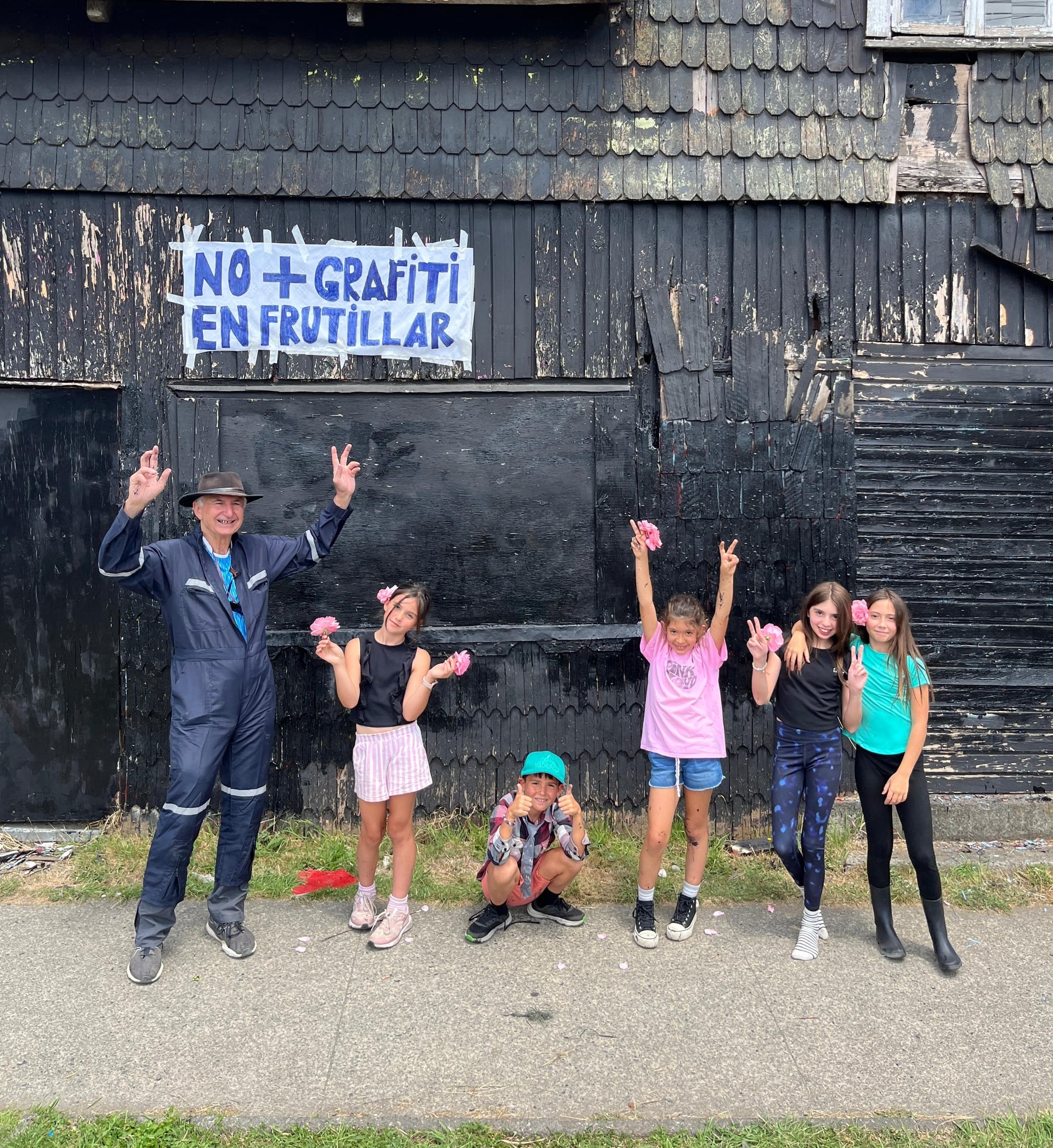 Comunidad de Frutillar Alza la Voz Contra el Grafiti: "¡Cuidemos Nuestra Ciudad!"