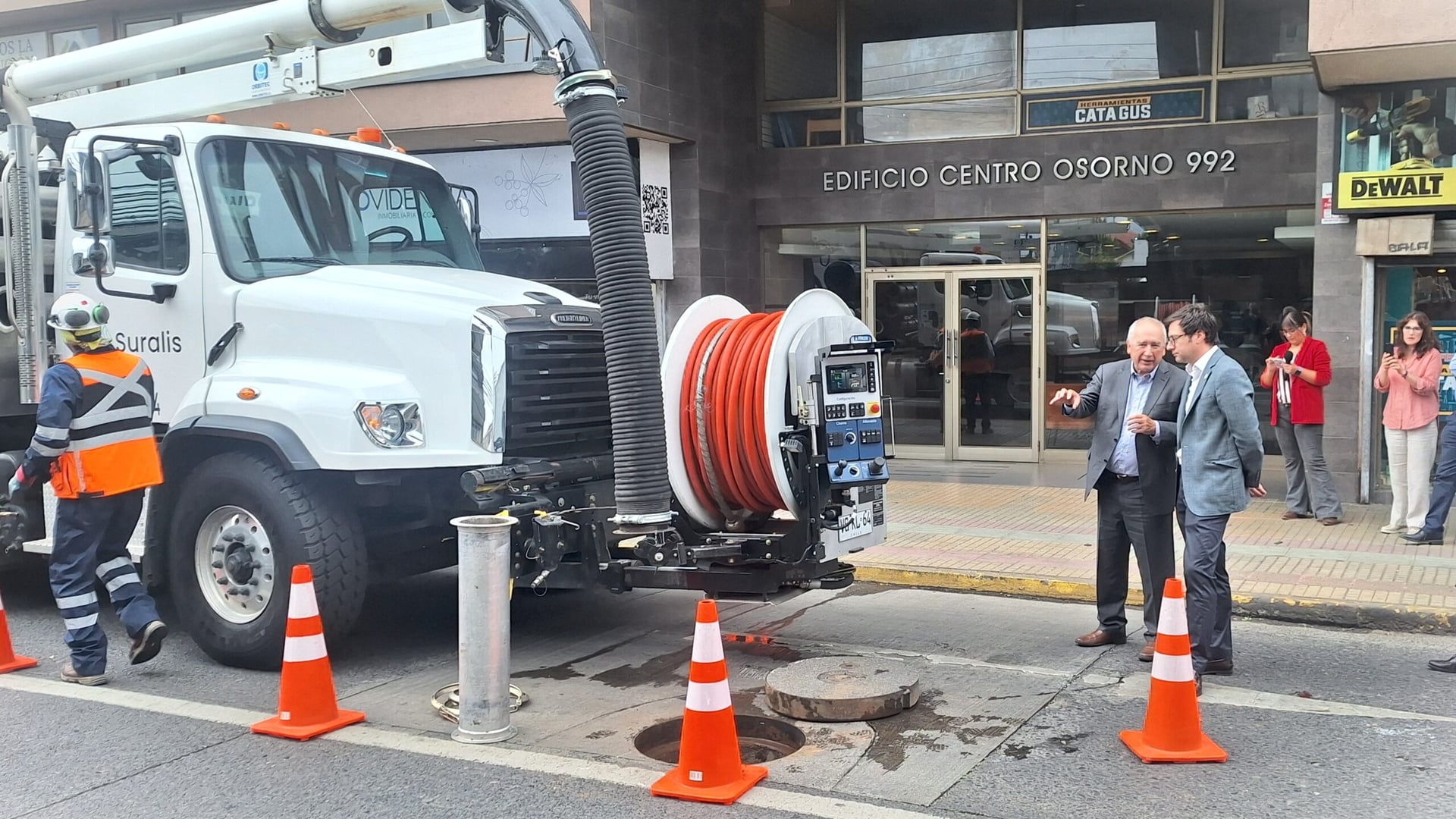 Suralis presenta nueva flota Vactor para alcantarillado de Osorno