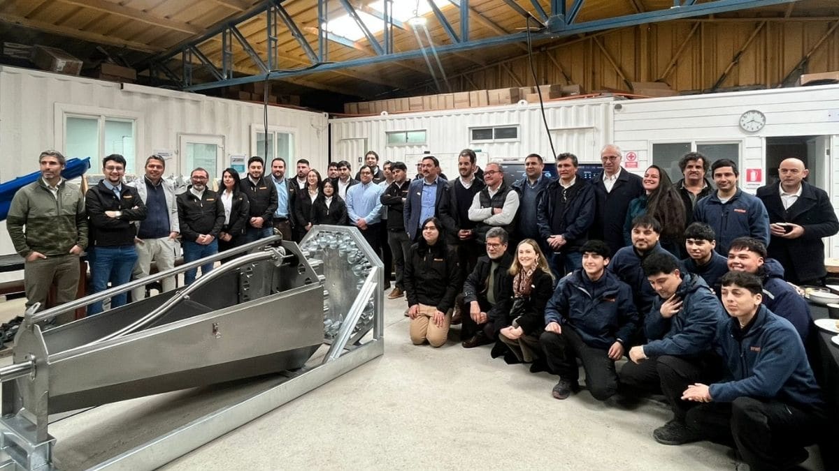Equipo de Imatek en sus nuevas instalaciones del Centro Empresarial Husamontt, en Puerto Montt