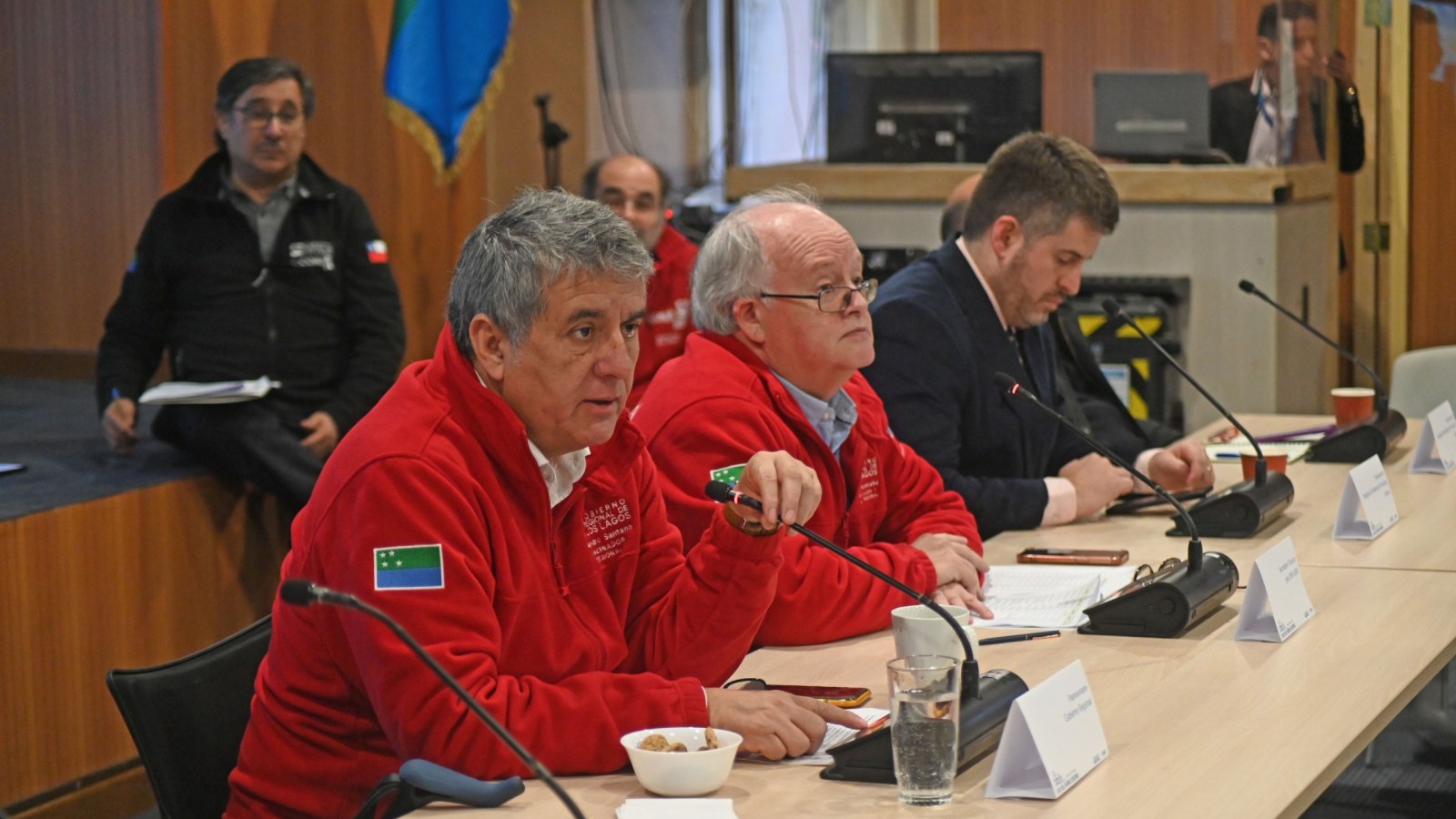 El gobernador Alejandro Santana durante la sesión de la Comisión Regional de Uso del Borde Costero