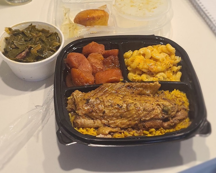 M&R Cafe Southern Cuisine With Flavor