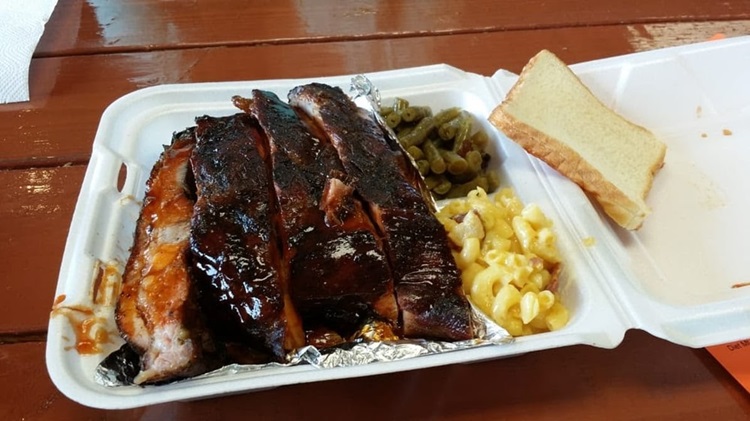 Bill's Bar-B-Que