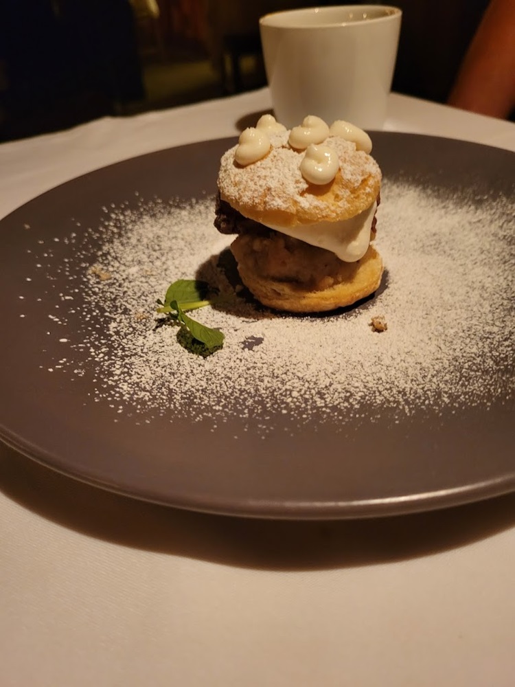 The Lakefront Restaurant