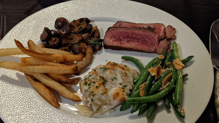 Harmons Steakhouse