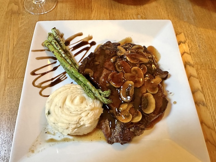 Stokehouse Grill